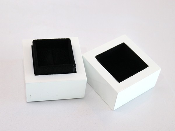 Lid and Based Styled Ring Box